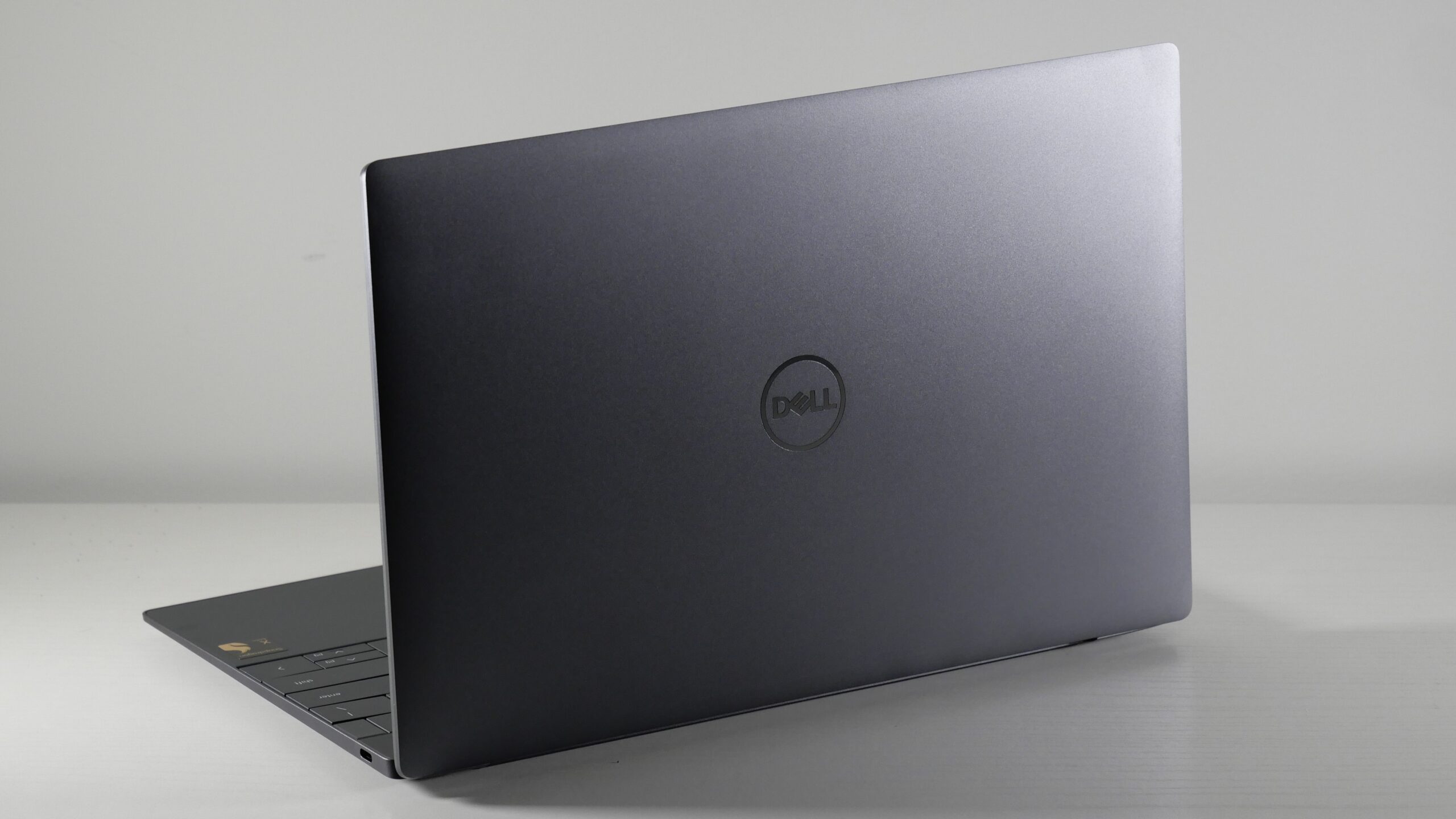 Dell XPS 9345 – Snapdragon X Elite